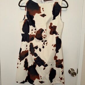 Stylish Sleeveless Dress - Black and Brown Pattern